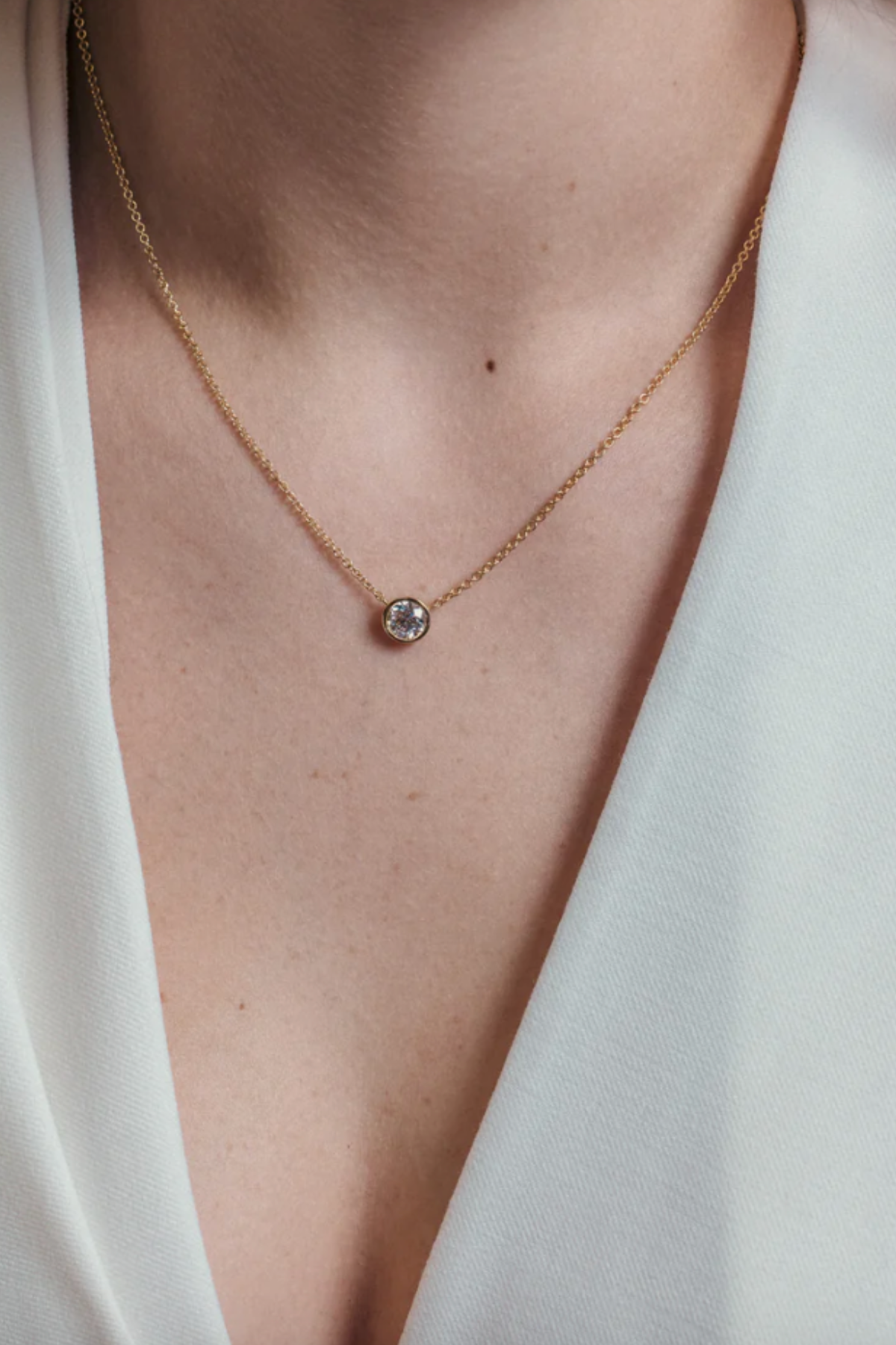 BEZEL SET DIAMOND SOLITAIRE NECKLACE