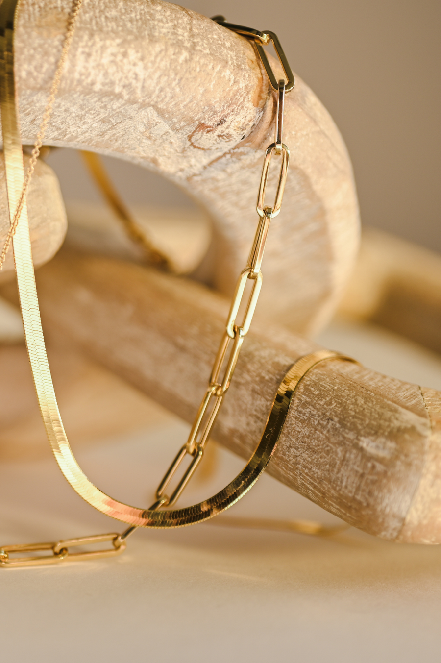 GOLD HERRINGBONE CHAIN